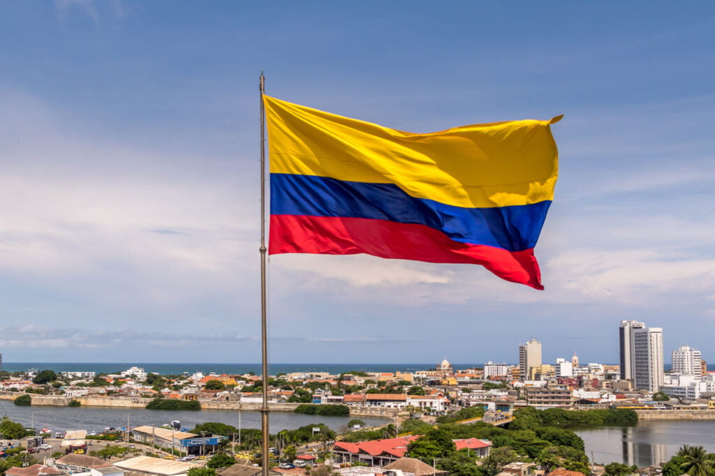 ApexBrasil identifica mais de 1.500 oportunidades para produtos brasileiros no mercado colombiano. Acesse o novo Perfil de Comércio e Investimentos e saiba mais!