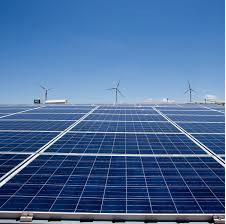 Brasil sobe 2 degraus e atinge 6º lugar no ranking Irena de capacidade solar instalada