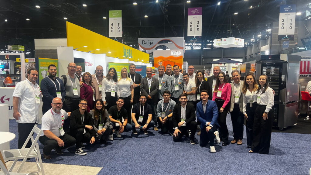 Sucesso do Projeto Brasil FoodService na NRA SHOW 2024 impulsiona empresas brasileiras ao mercado internacional