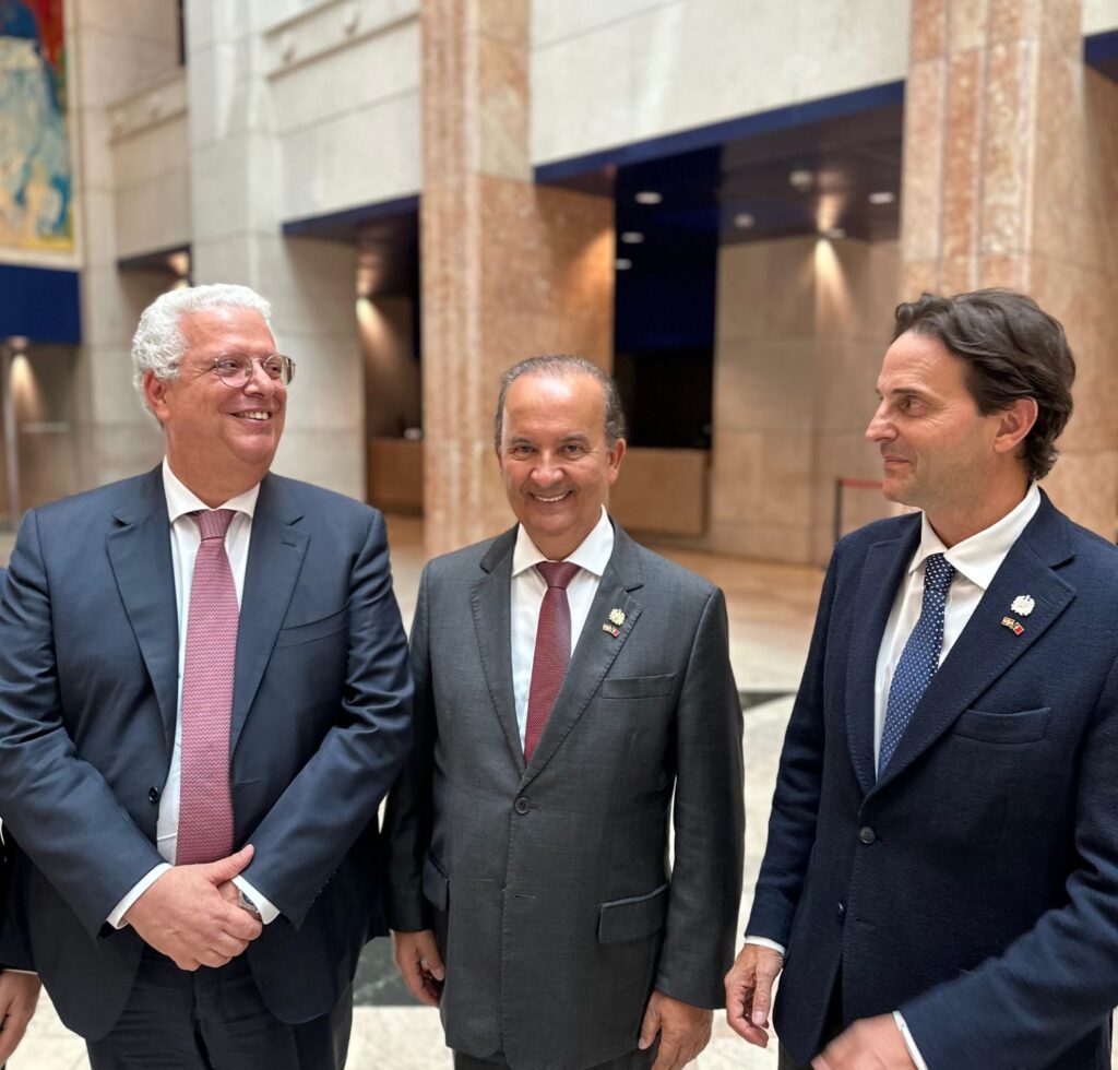 Em reunião no Ministério da Economia de Portugal, Jorginho Mello recebe confirmação de missão oficial portuguesa para Santa Catarina