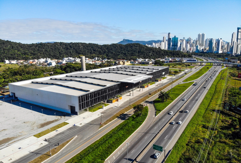 Evento sobre investimentos reúne especialistas em Balneário Camboriú