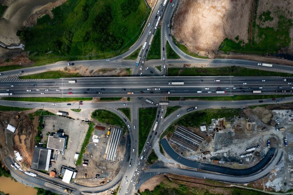 Governador acompanha o andamento das obras na interseção entre a SC-486 e a BR-101 em Itajaí