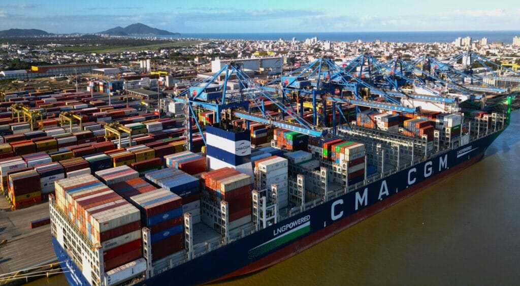 Portonave é o terminal Portuário mais eficiente do país em 2024, segundo a ANTAQ