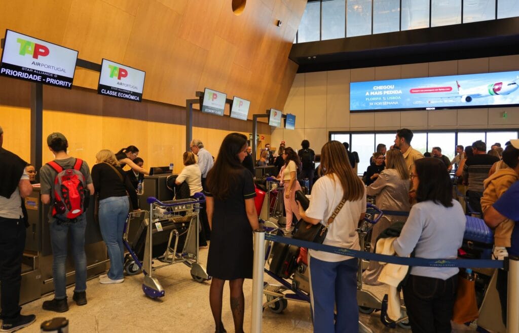 Aeroportos de SC registram aumento de 58% de passageiros internacionais em janeiro histórico
