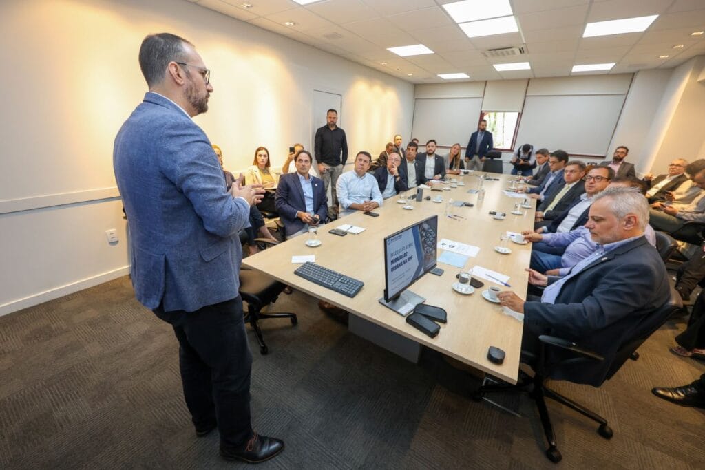 Governo do Estado lidera reunião com Banco Mundial e prefeitos para destravar melhorias na mobilidade da Grande Florianópolis