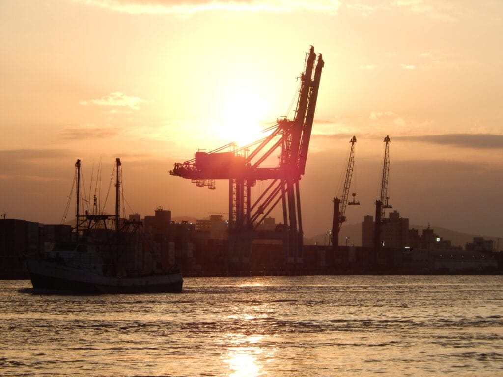 Mais de 5 mil empresas de Itajaí atuam diretamente na economia do mar