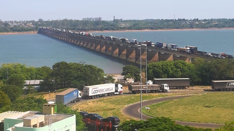 No Dia da Entrega de Cargos e de Devolução de Trabalhos, Auditores-Fiscais intensificam ações de greve em todo o país