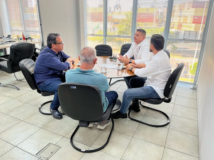 Porto de Itajaí em parceria com o Órgão de Gestão da Mão de Obra (OGMO) de Itajaí deve abrir edital para 122 vagas de capatazia