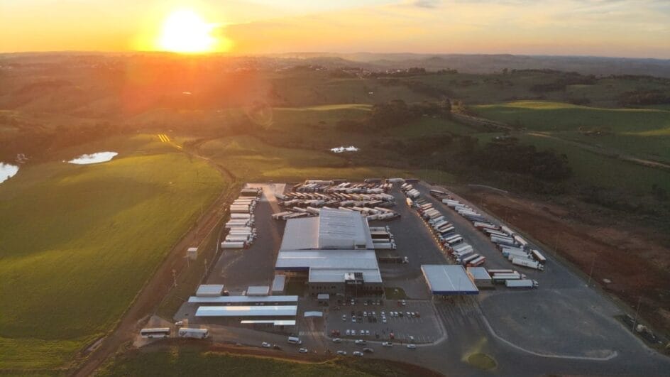 Porto seco entre SC e Argentina tem movimento recorde de caminhões