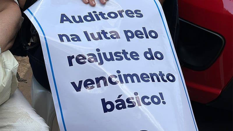 Delegados e delegados adjuntos de várias Regiões Fiscais decidem aderir à greve dos Auditores