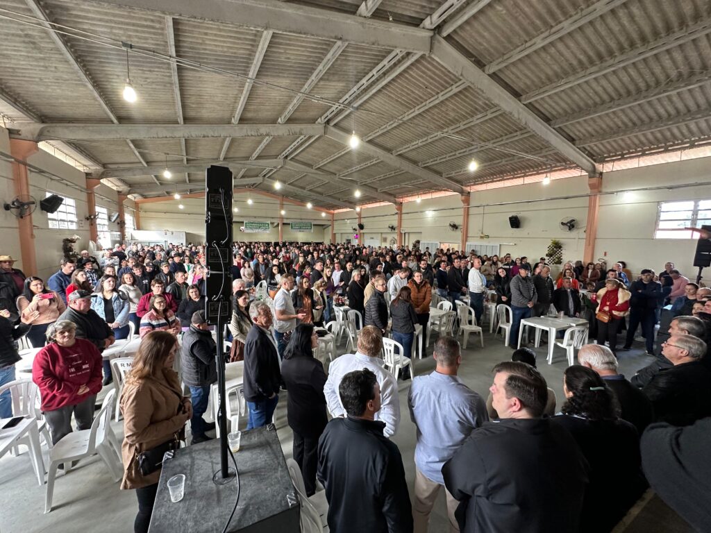 Aguardada há 40 anos, pavimentação da SC-281, entre Atalanta e Ituporanga, atinge 80%