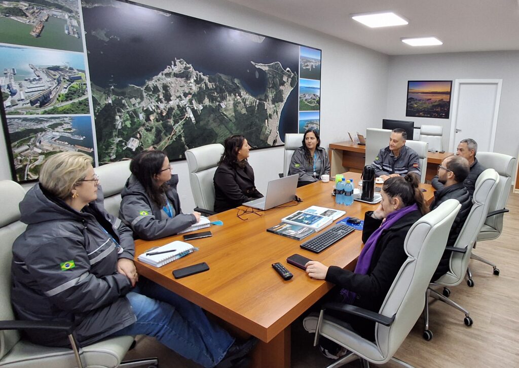 São Francisco do Sul é um dos três portos públicos do país a obter a certificação internacional ISO 9001 e 14001