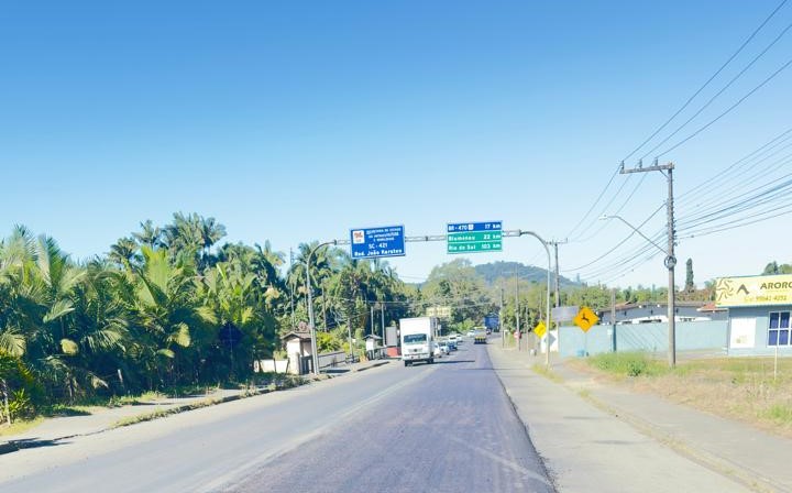 Governo de SC revitaliza SC-421, entre Blumenau e Pomerode