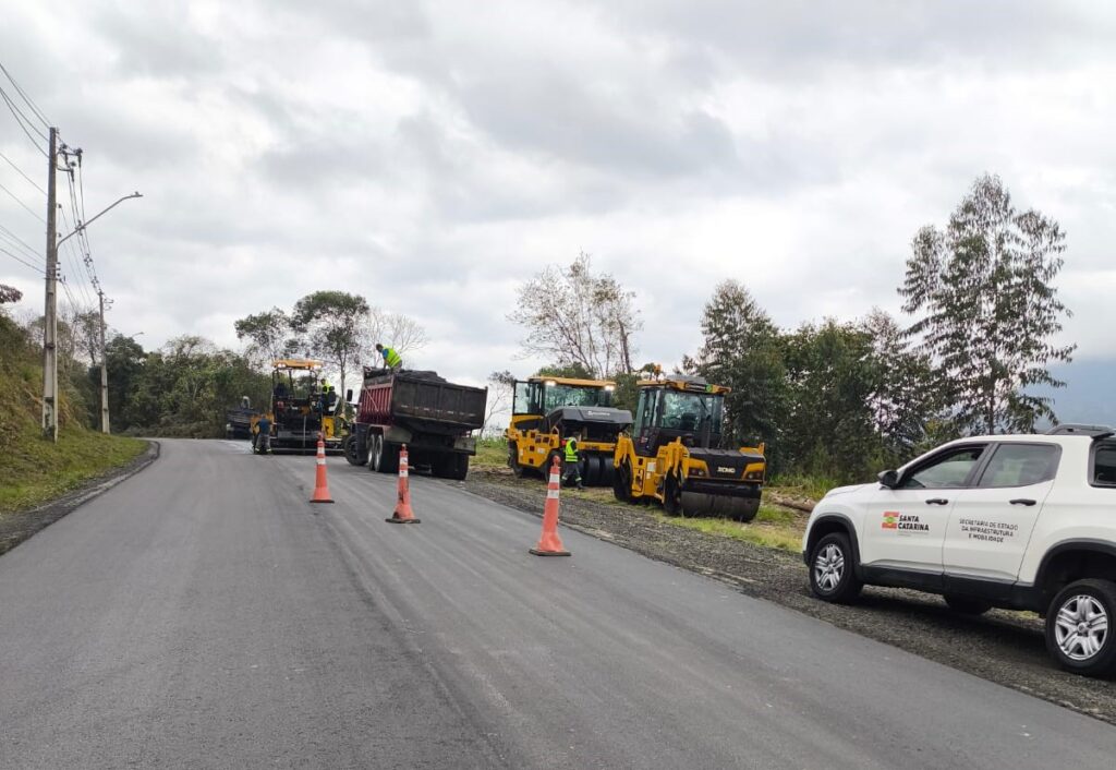 Obras de revitalização do acesso a Dona Emma entram na reta final