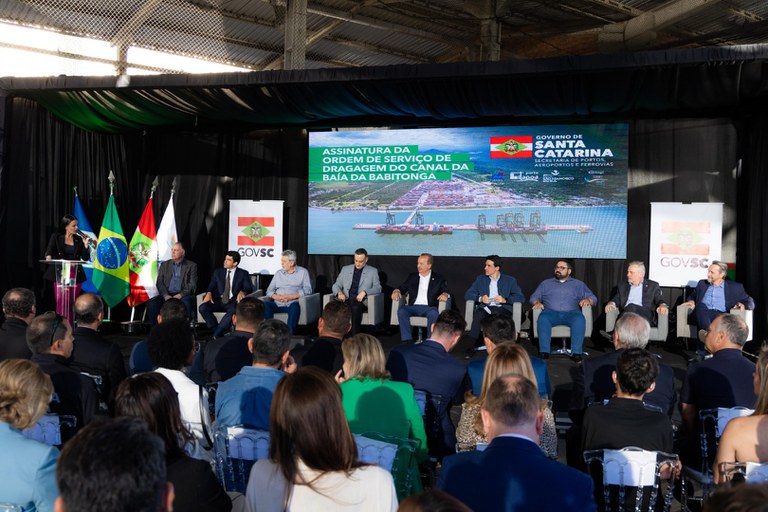 Com investimento de R$ 436 mi, portos de Santa Catarina terão operações ampliadas