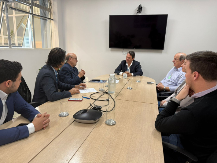 Porto de Itajaí recebe Câmara de Transporte e Logística da Fiesc