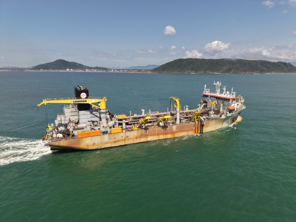 Dragagem inédita marca novo capítulo para a Baía da Babitonga