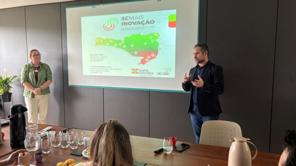 SC mais inovação reúne lideranças regionais no Elume para construir cidades do futuro
