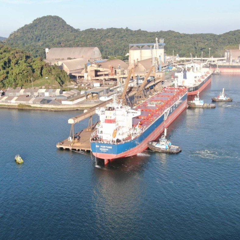 Com novo recorde, Porto aumenta movimentação em quase 40% nos últimos três anos