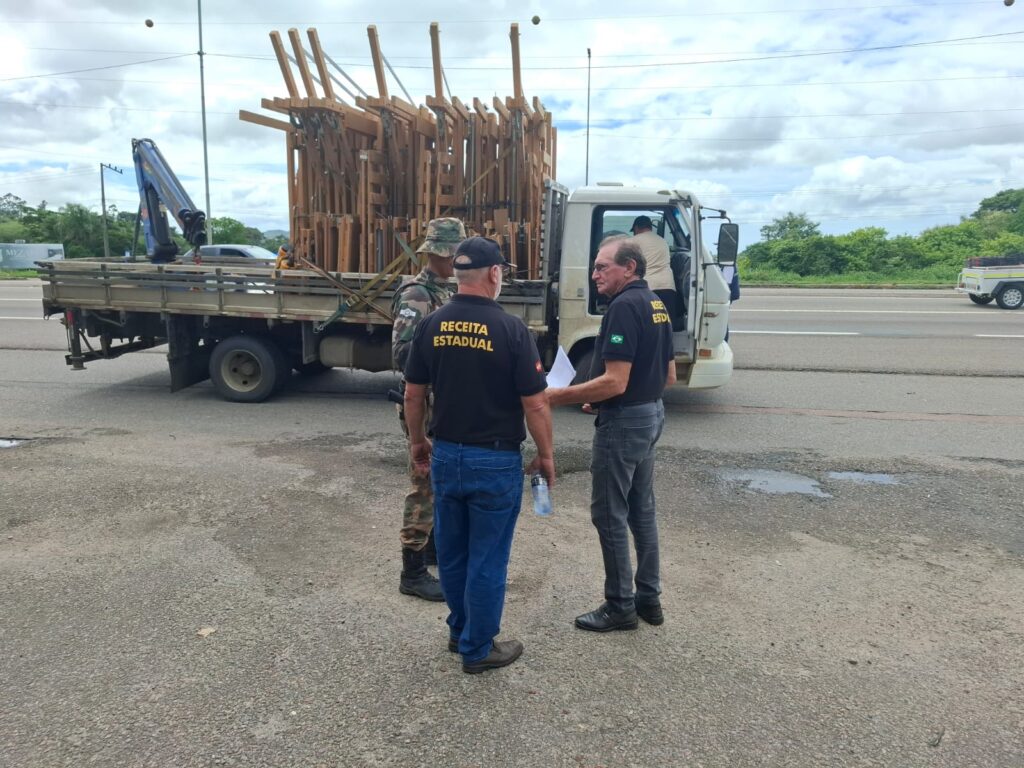 Fazenda flagra quase R$ 800 mil em mercadorias com irregularidades fiscais no Sul do estado