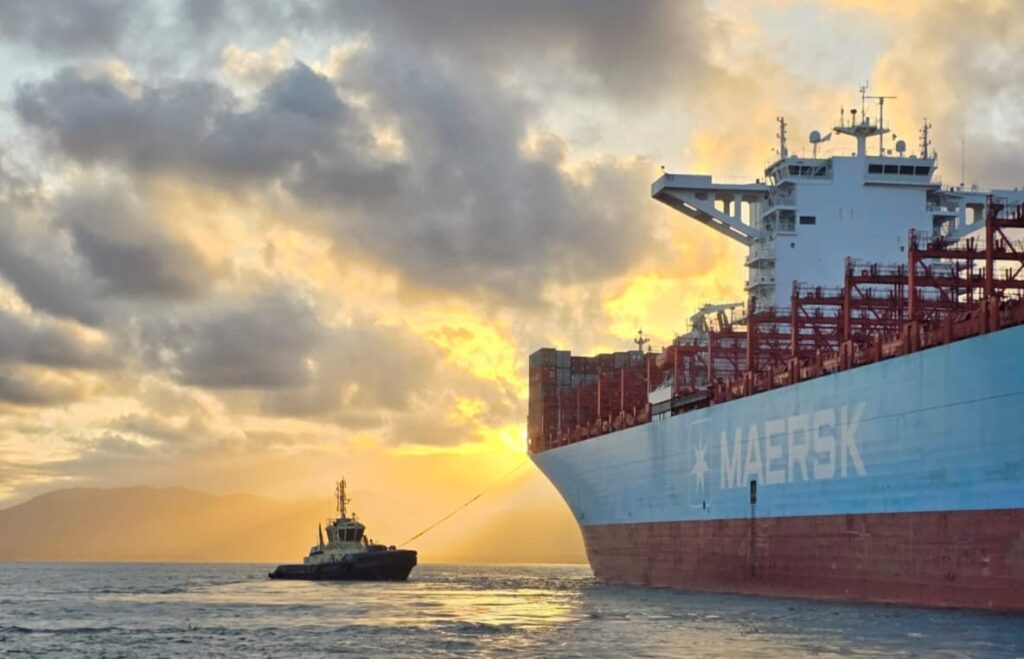 Porto de São Francisco e Sindiporto assinam acordo para implantar sistema de energia sustentável para rebocadores